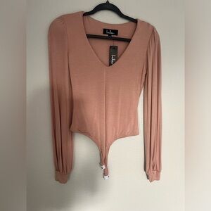 NWT - Lulus blush bodysuit size XS